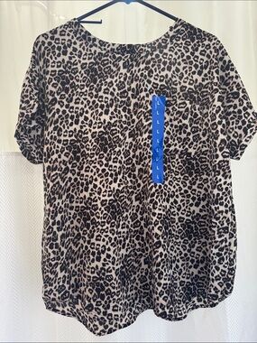 Buffalo David Bitton Leopard Print Short Sleeve Top - Beige and Black